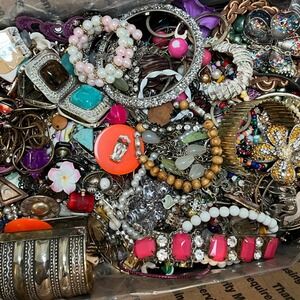 15.5 Lb Craft Jewelry Lot Broken Repair Repurpose Repair Wear Resell